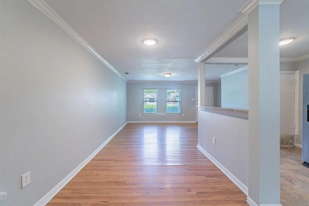 10033 Casa Oaks Drive