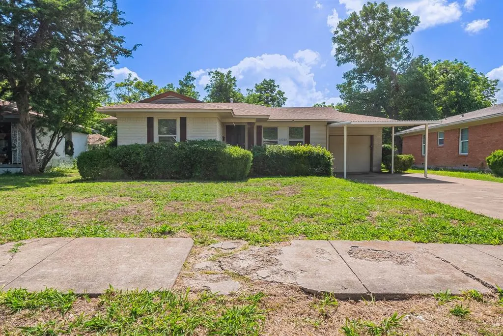 10033 Casa Oaks Drive