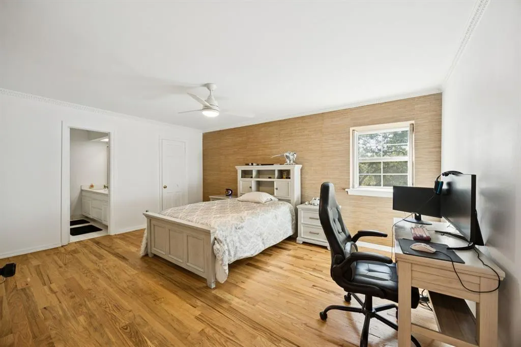 11212 Inwood Road