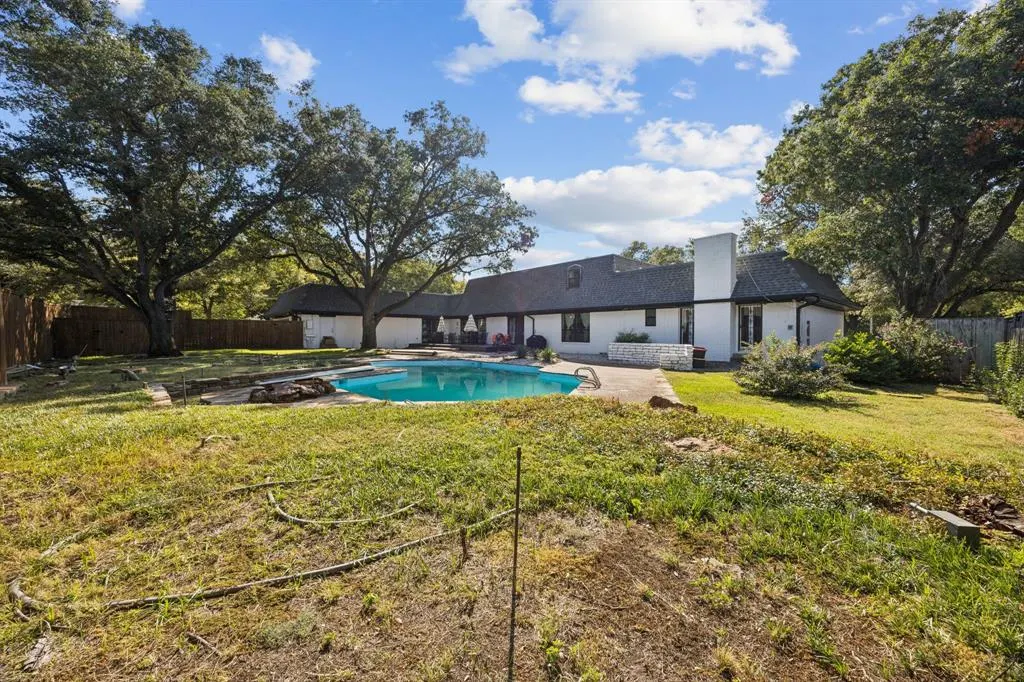 11212 Inwood Road