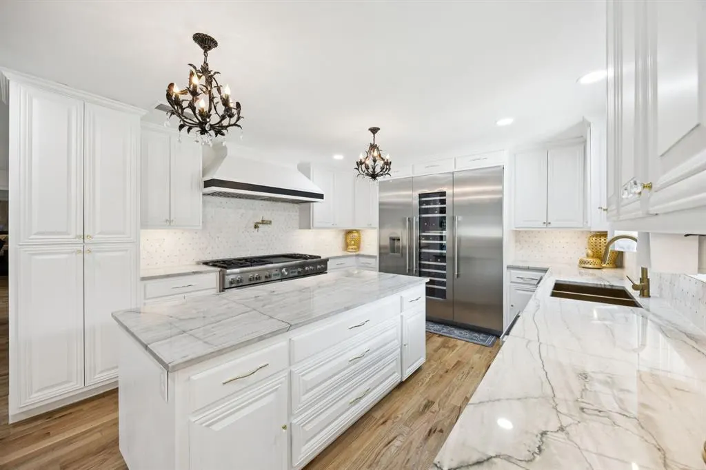 11212 Inwood Road