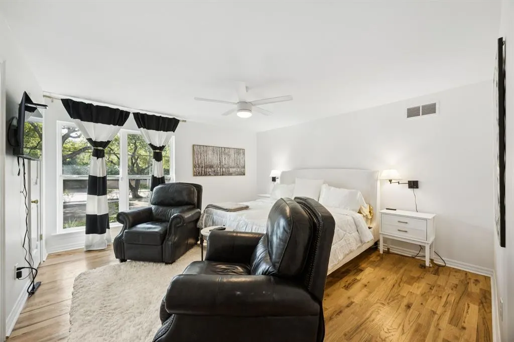 11212 Inwood Road