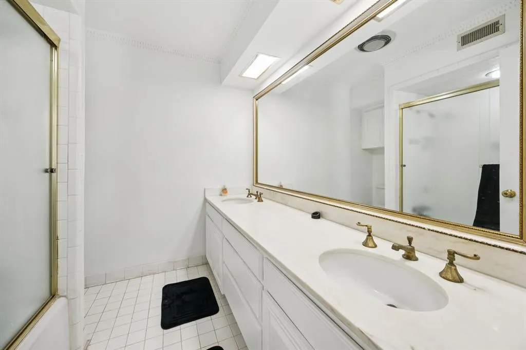 11212 Inwood Road