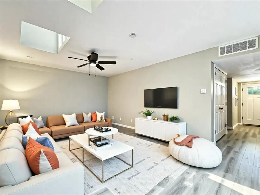 900 Shenandoah Drive