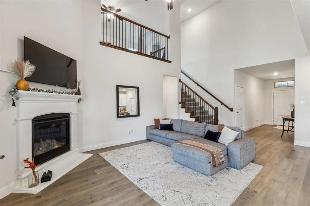 7521 Bird Cherry Lane
