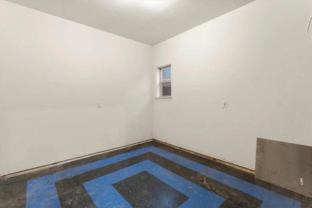 5212 Birchwood Drive