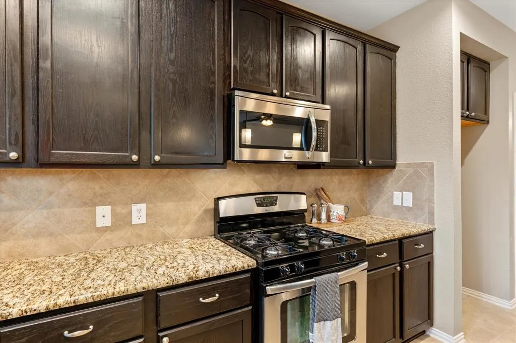 5212 Birchwood Drive