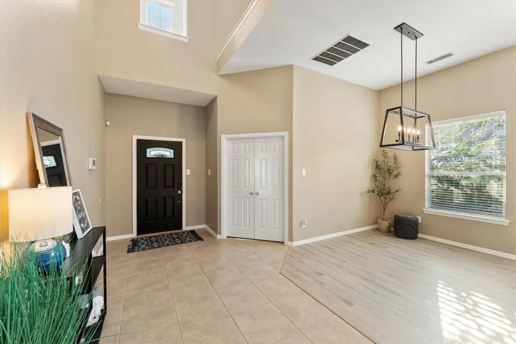 5212 Birchwood Drive