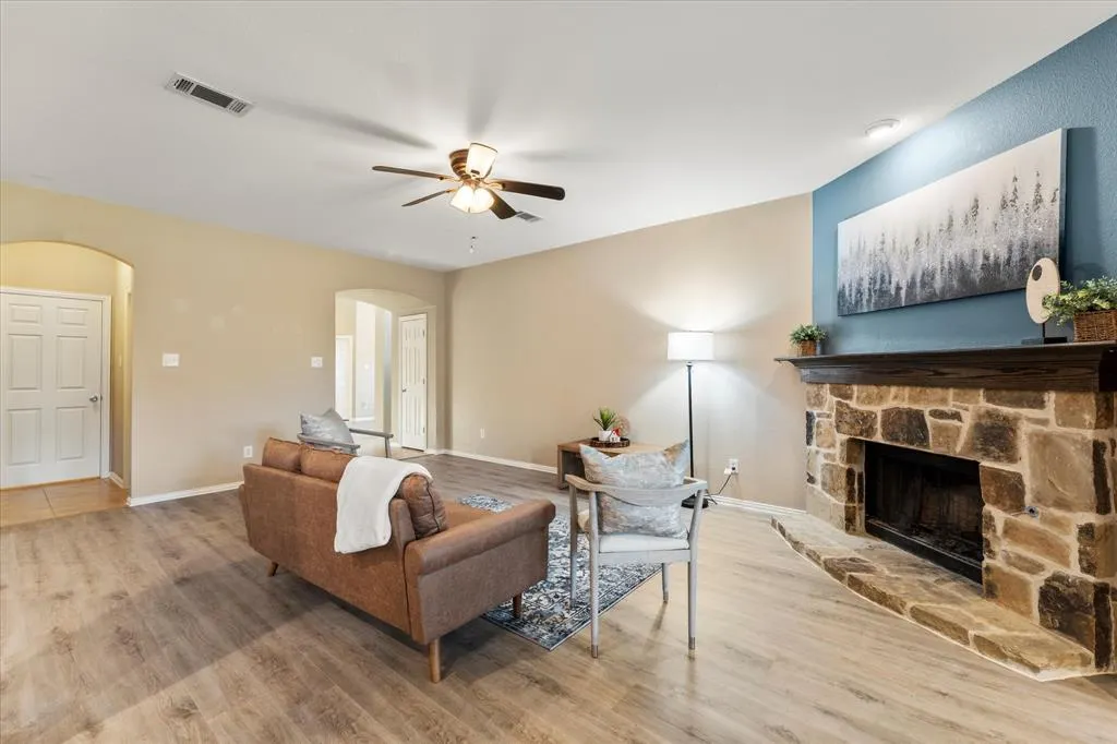 5212 Birchwood Drive