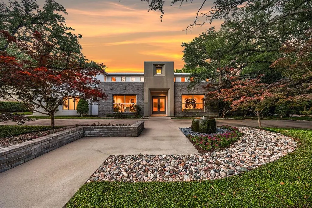 6007 Club Oaks Drive