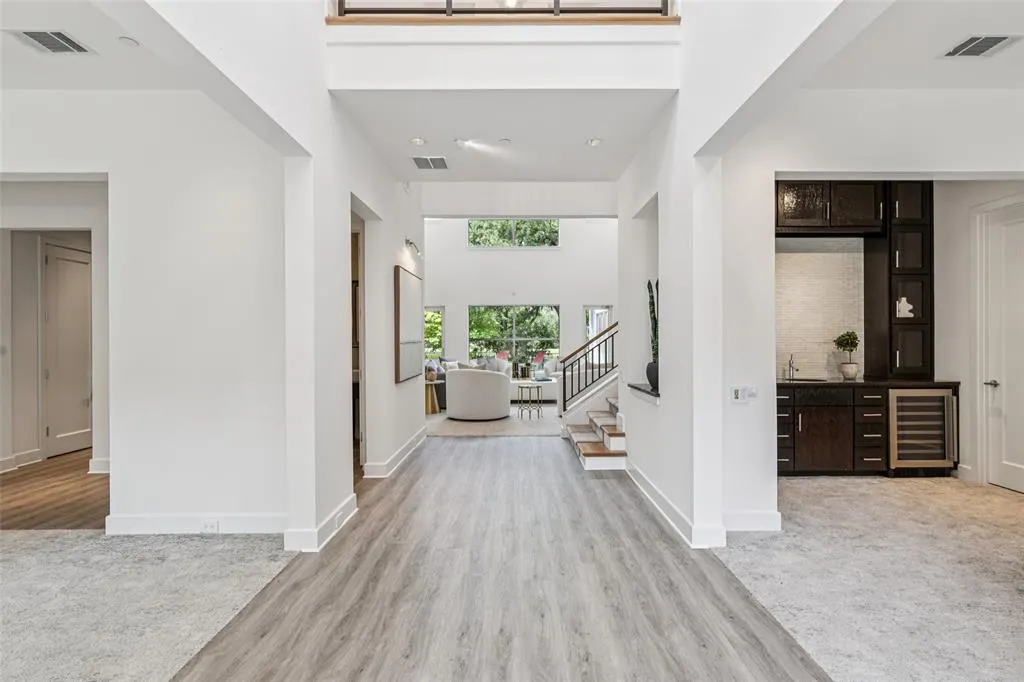 6007 Club Oaks Drive