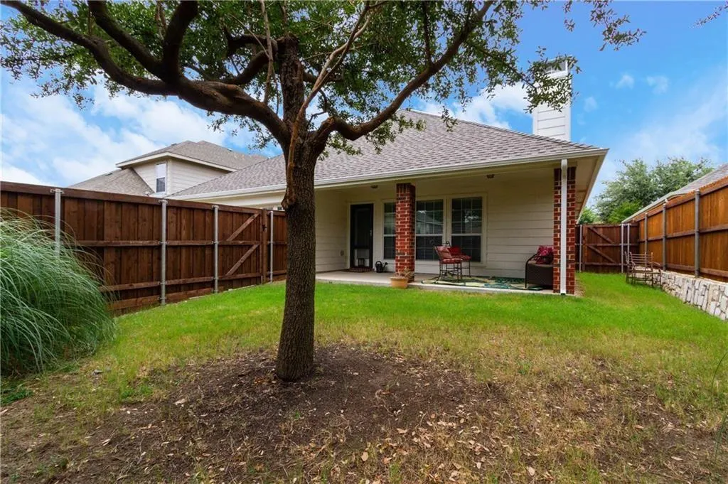 7813 Loma Alta Trail