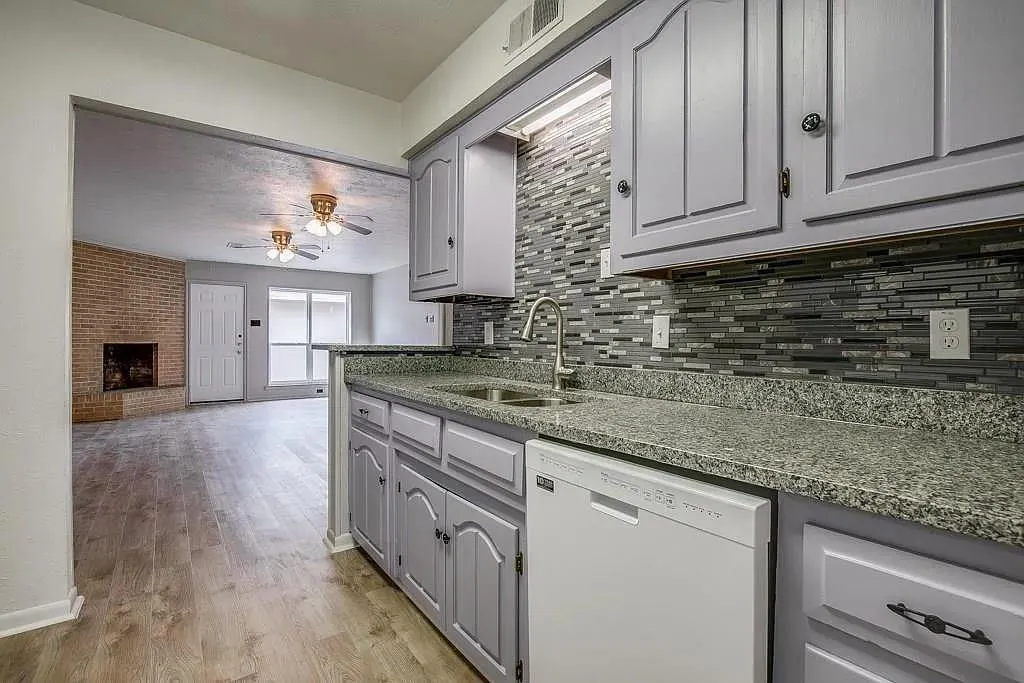 12805 Pandora Drive