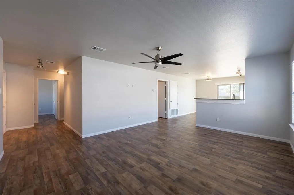 1705 Willow Way