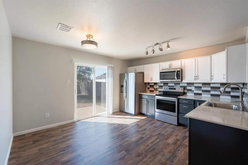 1705 Willow Way