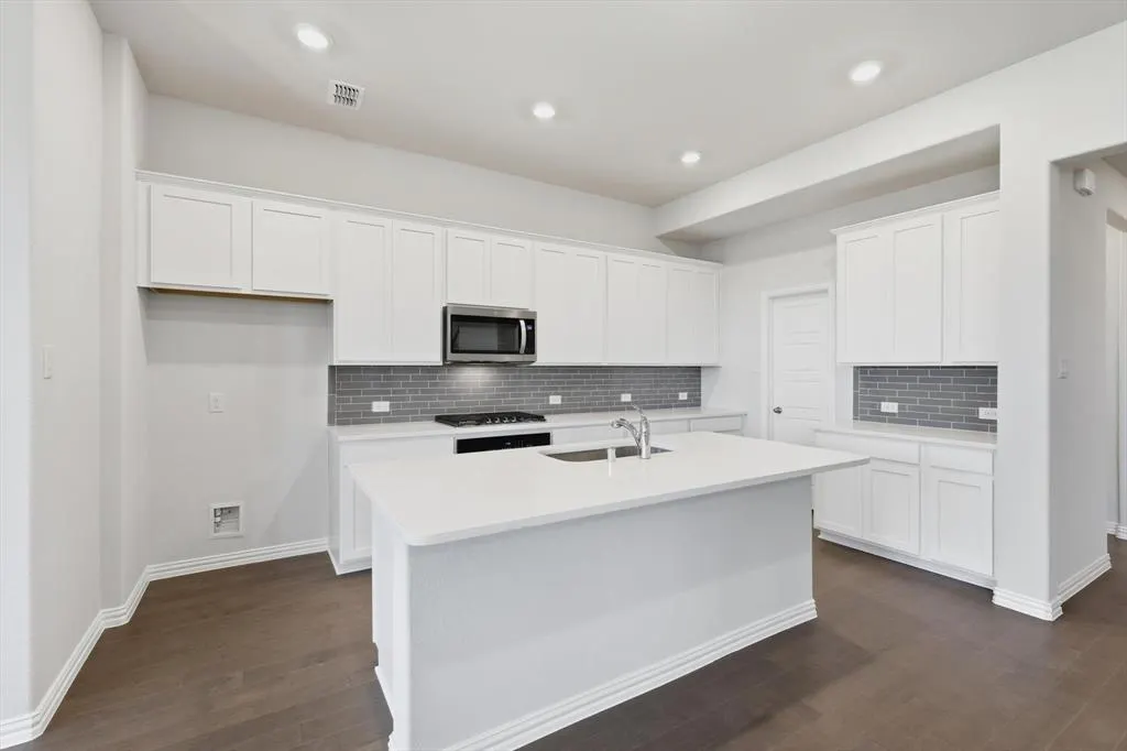 3908 Jasper Lane