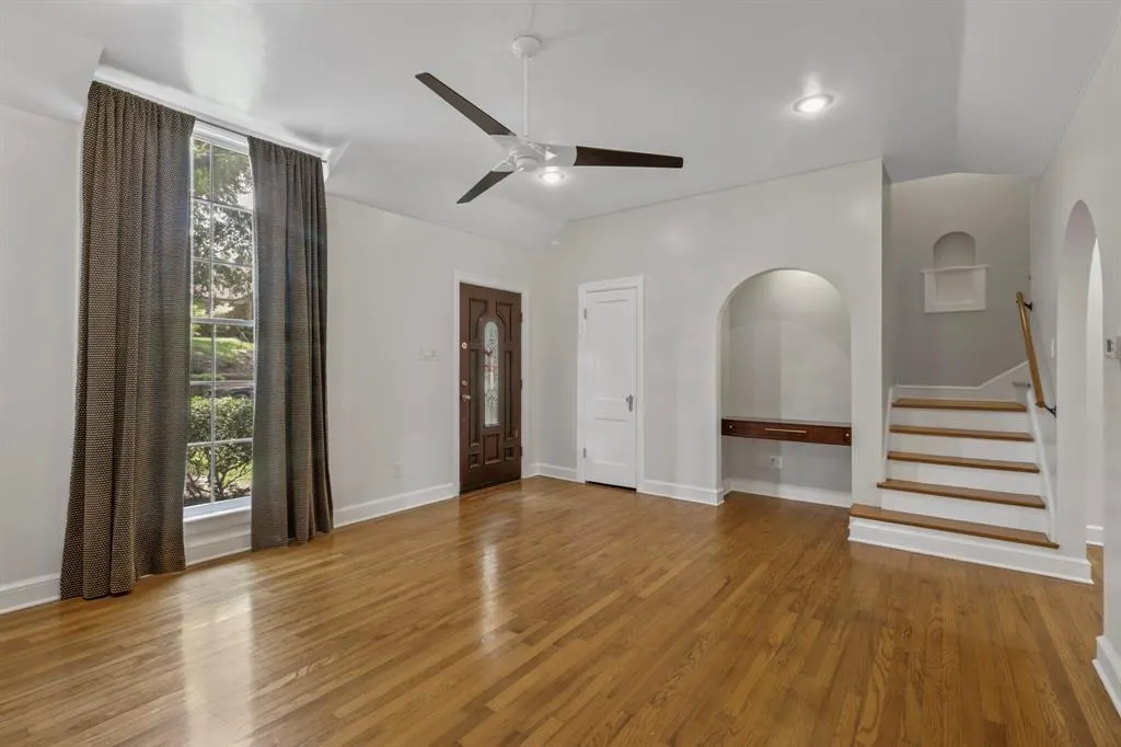 307 Circle Drive