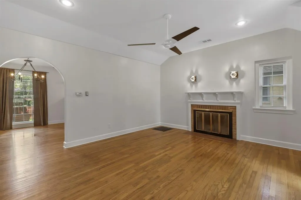 307 Circle Drive