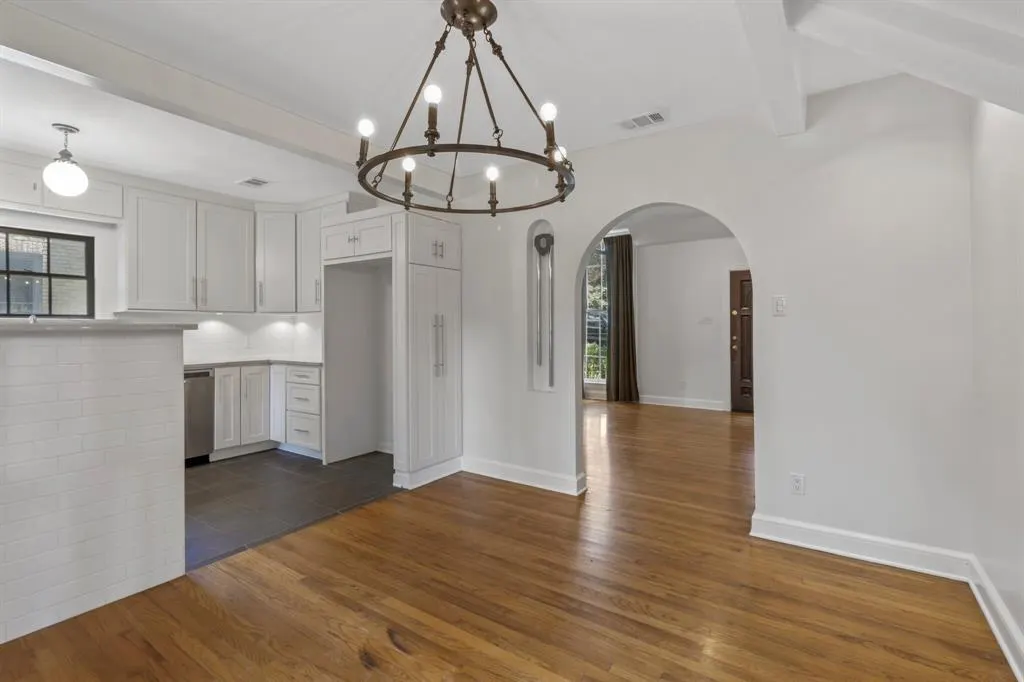 307 Circle Drive