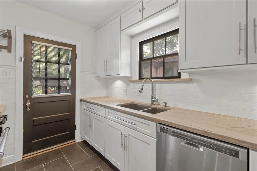 307 Circle Drive