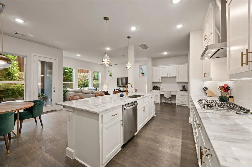 8010 Emerald Rock Drive