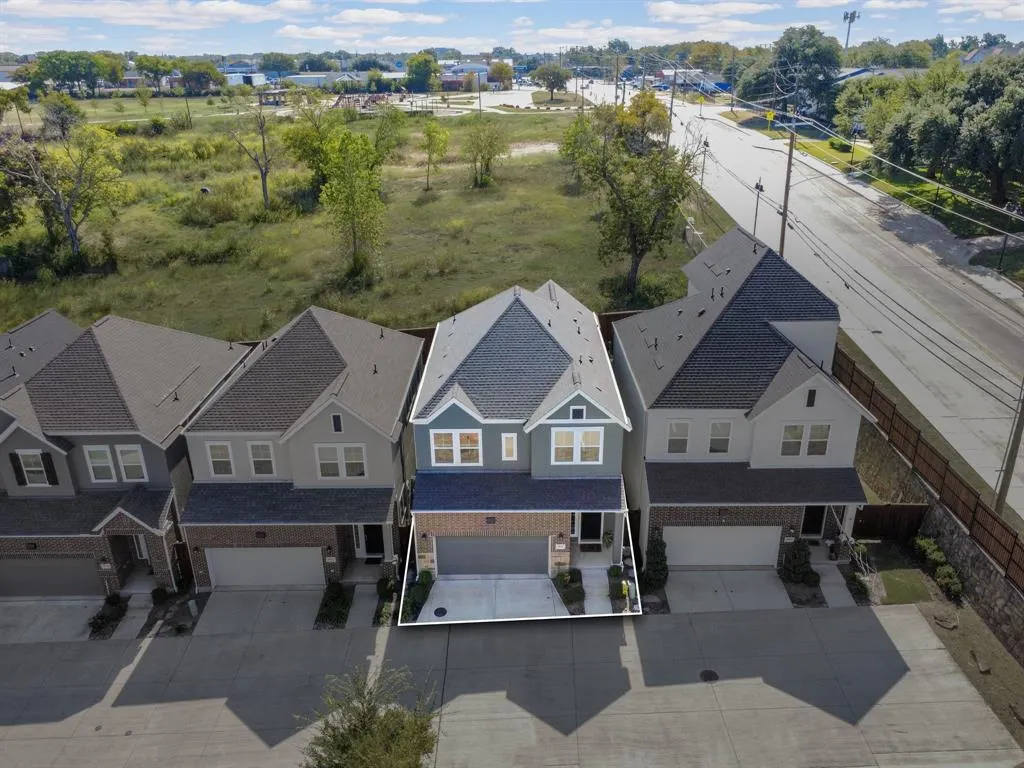 8010 Emerald Rock Drive