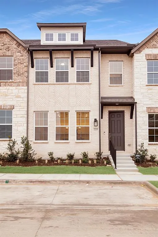 2225 Adena Springs Drive