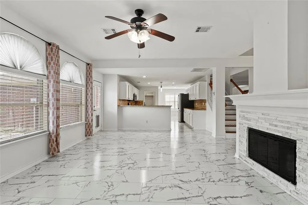 4817 Carolwood Drive