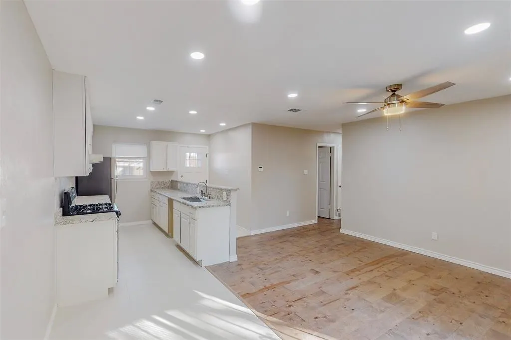 3524 Pacesetter Drive