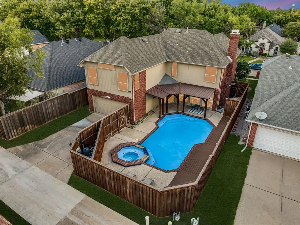 10613 Nashville Drive
