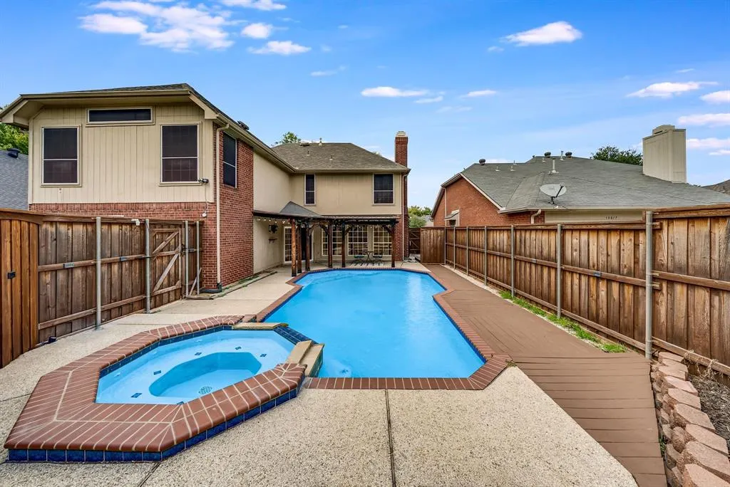 10613 Nashville Drive