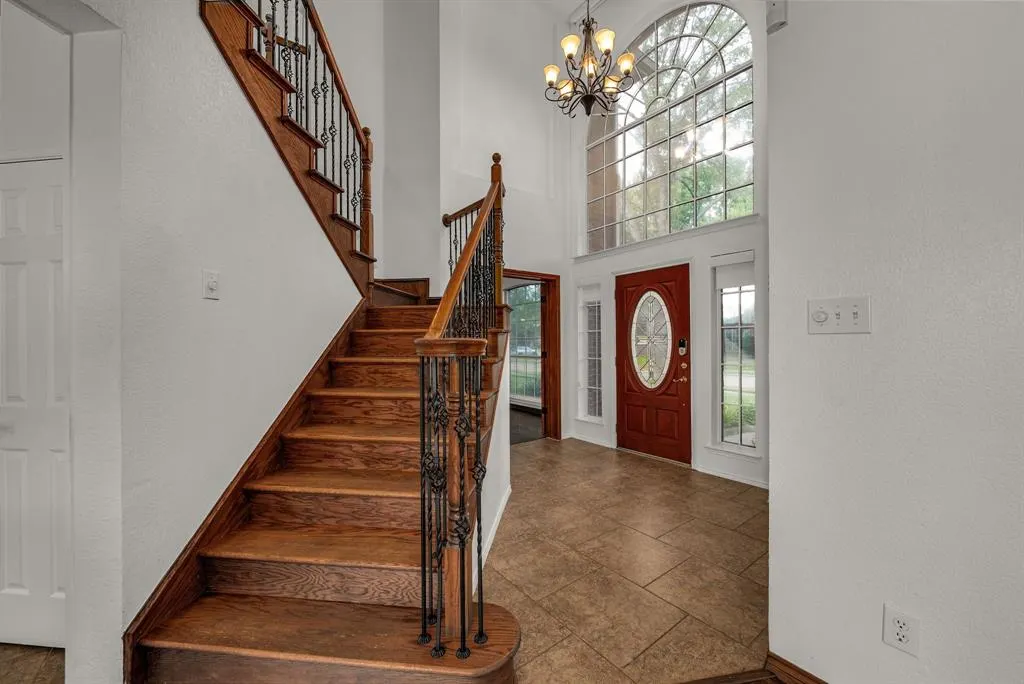 10613 Nashville Drive