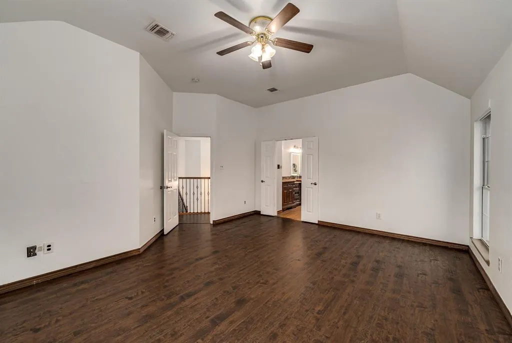 10613 Nashville Drive