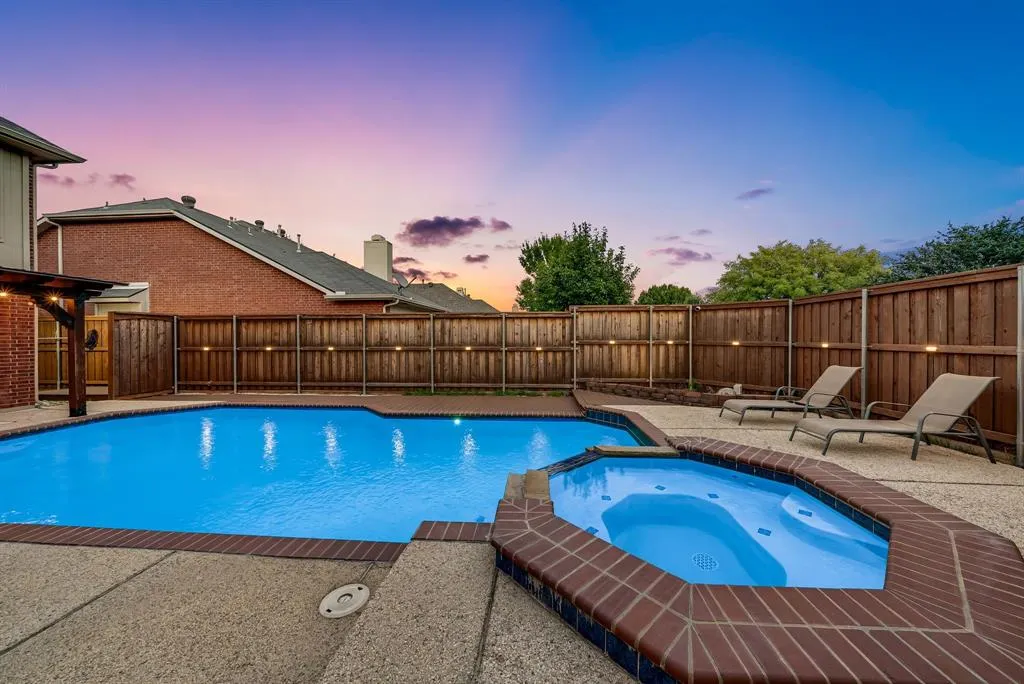 10613 Nashville Drive