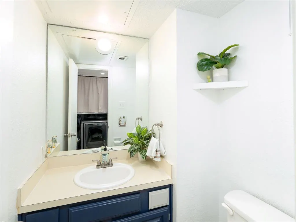18240 Midway Road, #205