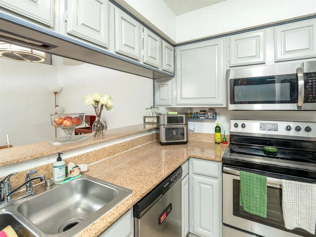 18240 Midway Road, #205