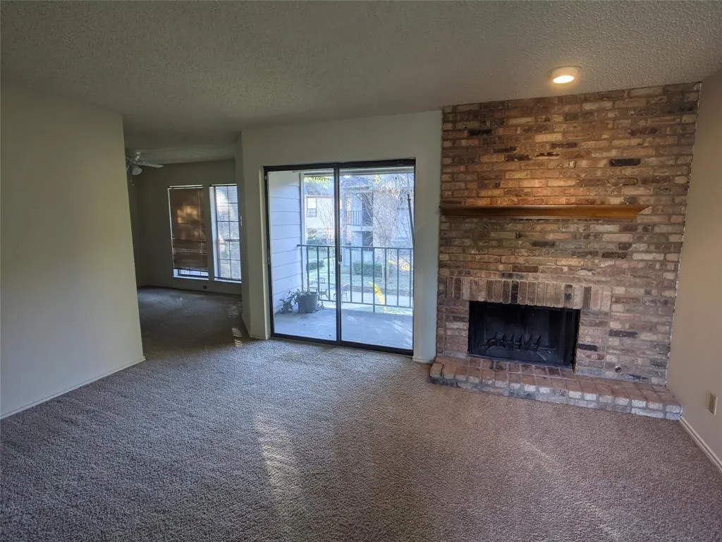 15151 Berry Trail, #908