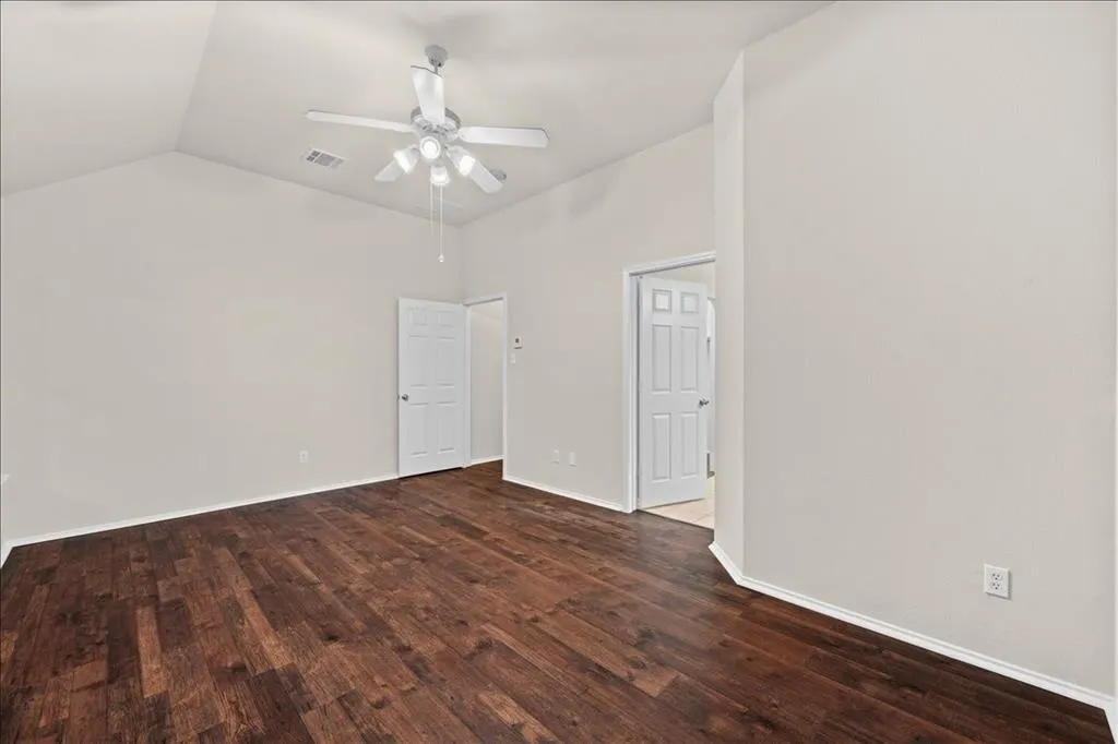 3404 Hickory Bend Trail