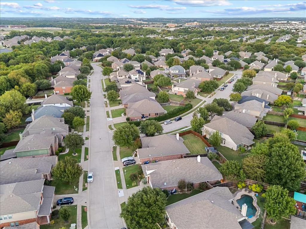 3404 Hickory Bend Trail