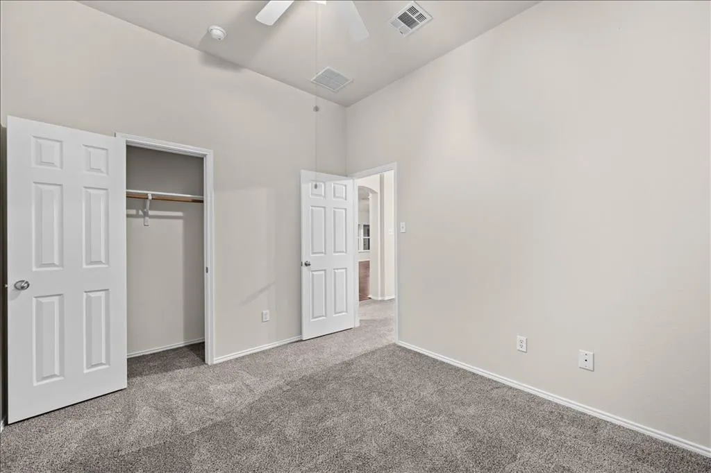 3404 Hickory Bend Trail