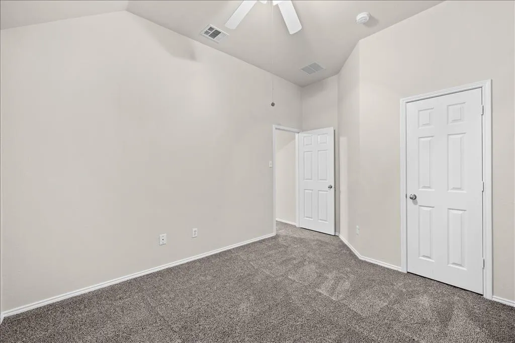 3404 Hickory Bend Trail