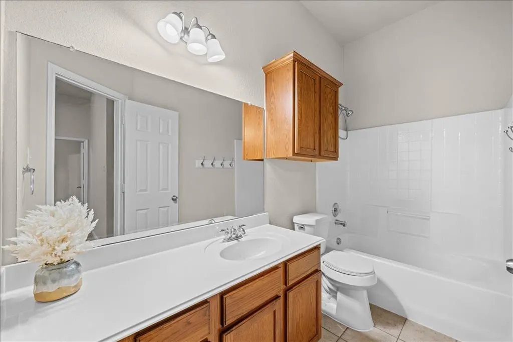3404 Hickory Bend Trail