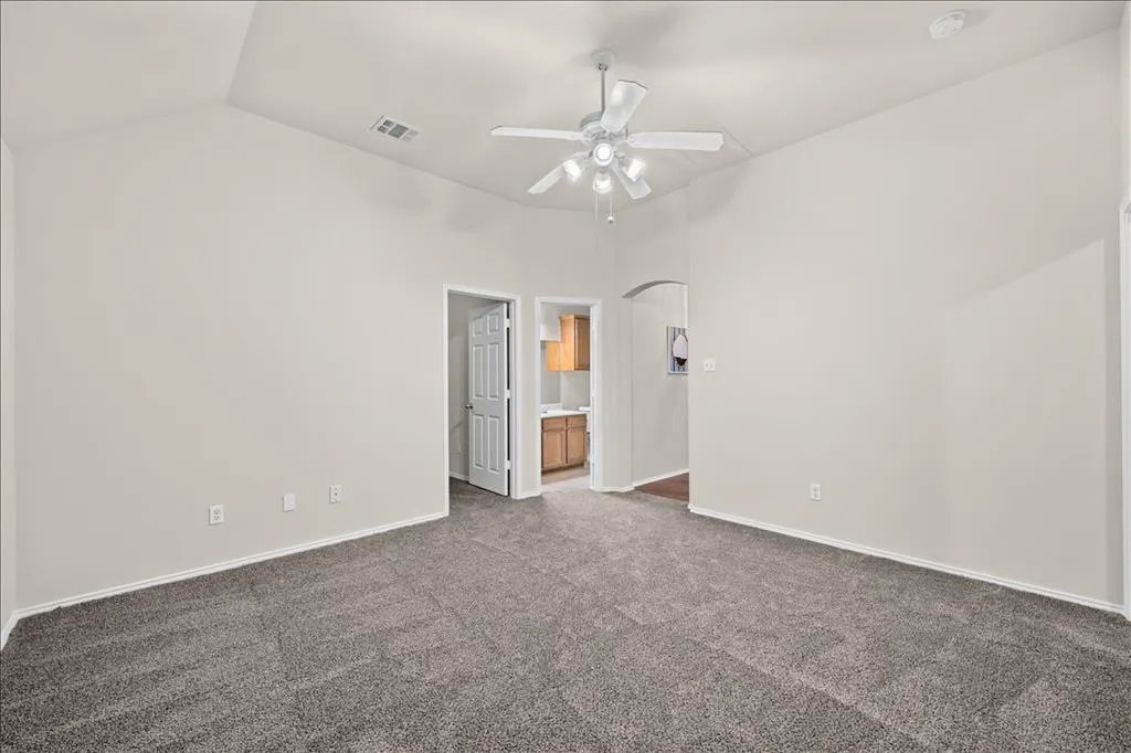 3404 Hickory Bend Trail