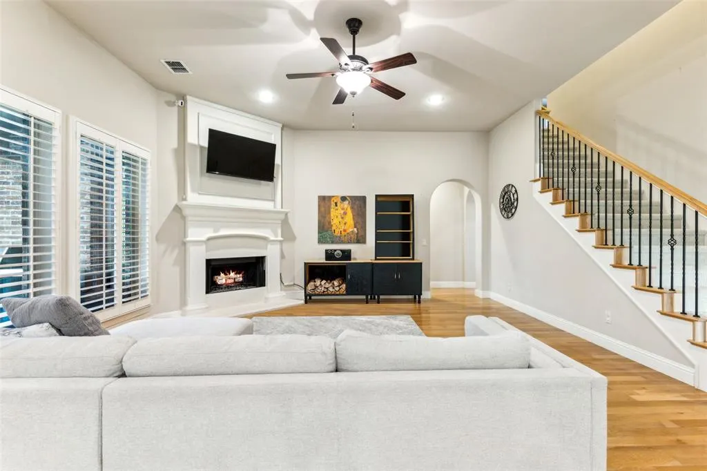 13714 Countrybrook Drive