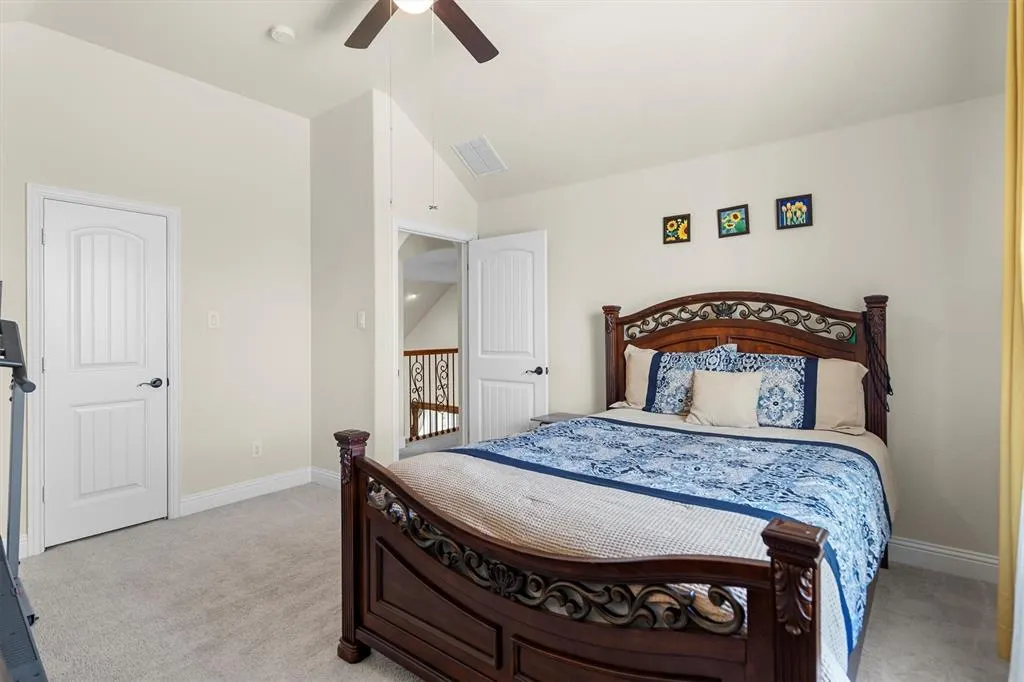 10296 Casabella Drive