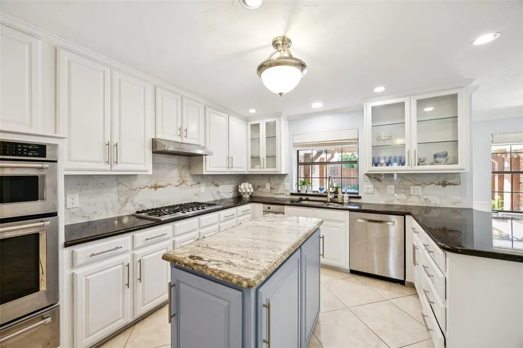 3812 Portsmouth Circle