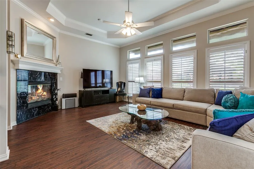5927 Willow Wood Lane