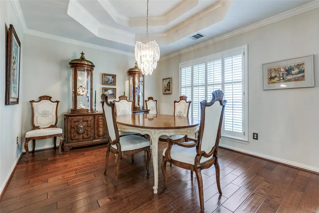 5927 Willow Wood Lane