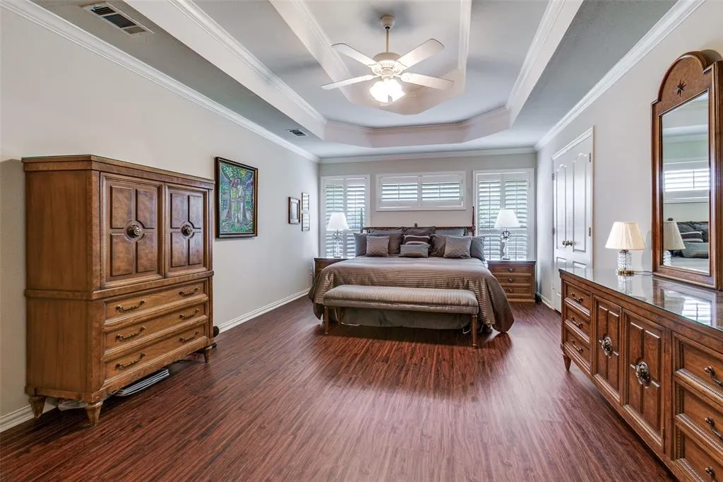 5927 Willow Wood Lane