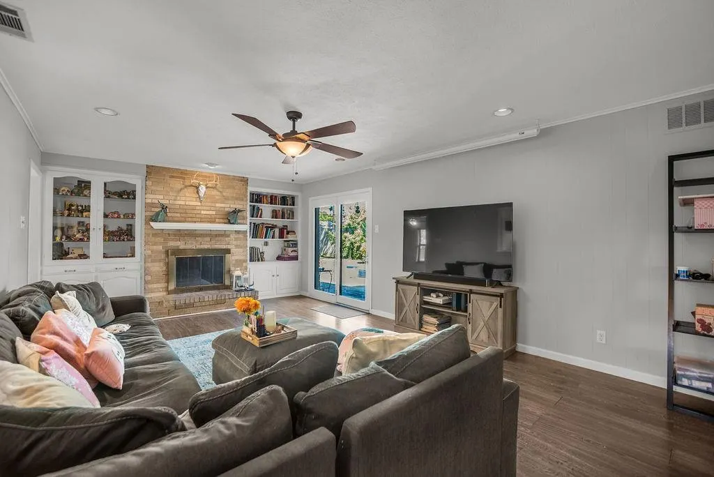 407 Fairview Drive